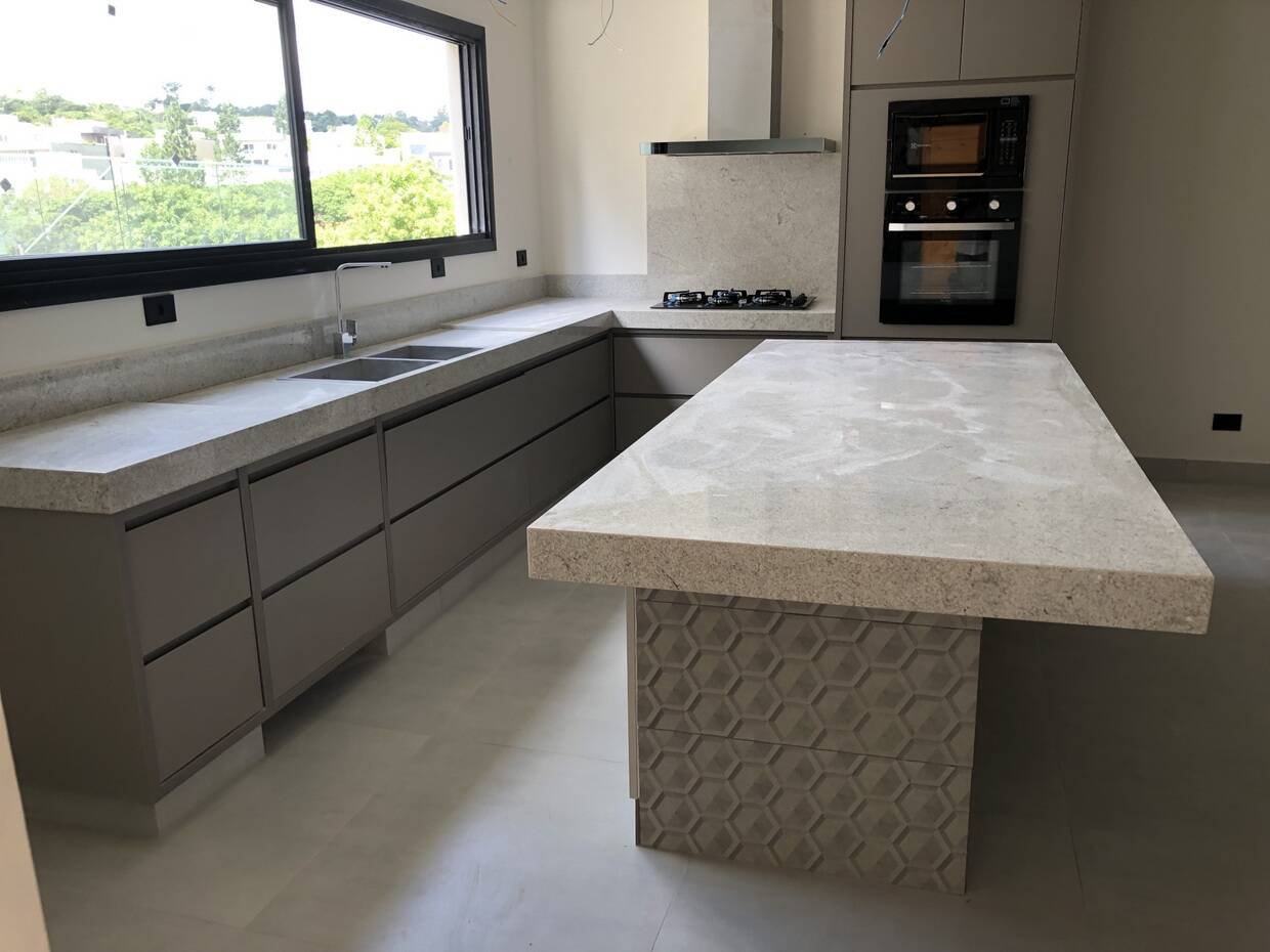 Casa de Condomínio para alugar com 3 quartos, 398m² - Foto 4