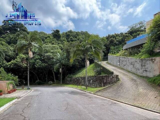 #945 - Casa para Venda em Carapicuíba - SP