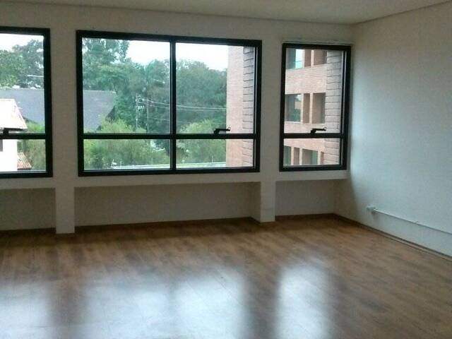 #1143 - Conjunto Comercial para Locação em Cotia - SP - 1