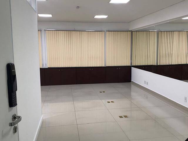 Sala para Locação em Cotia - 3