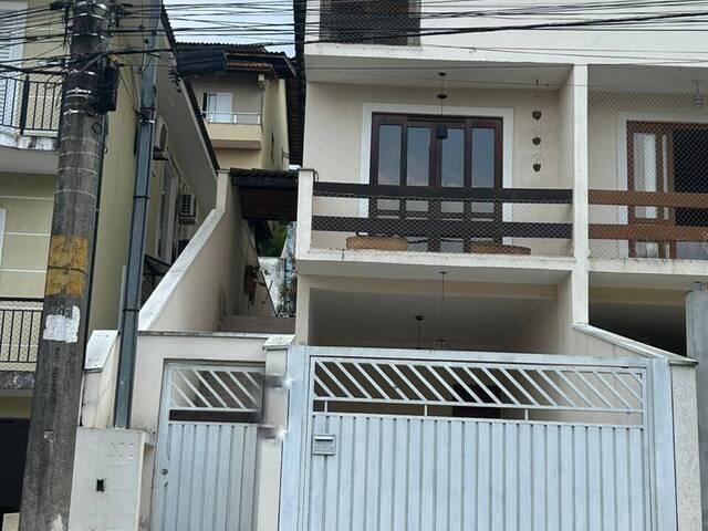 Venda em Jardim Rio das Pedras - Cotia