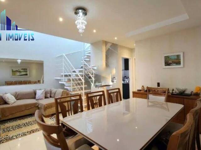 Casa para Locação em Cotia - 2