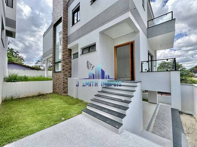 Casa para Venda em Carapicuíba - 2