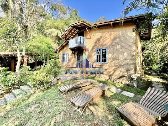 #2450 - Casa para Venda em Embu das Artes - SP
