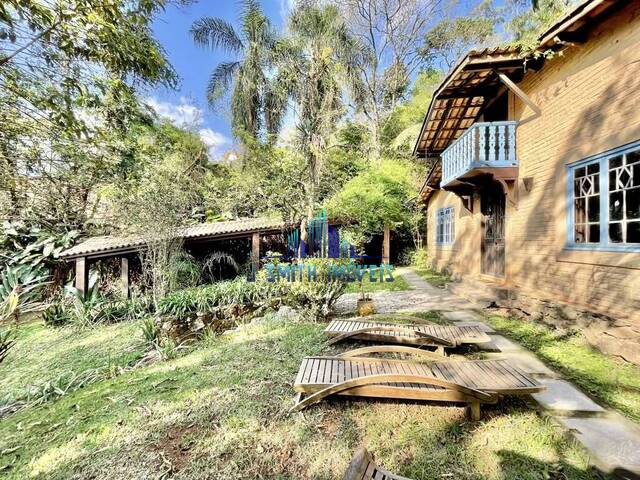 #2450 - Casa para Venda em Embu das Artes - SP