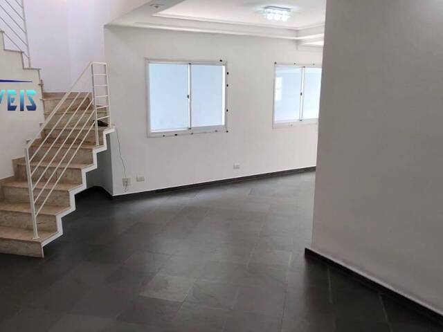 Casa para Locação em Cotia - 4