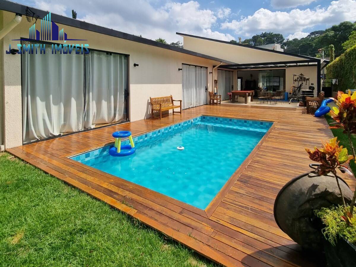 Casa, 3 quartos, 277 m² - Foto 1