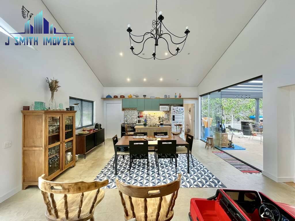 Casa, 3 quartos, 277 m² - Foto 30