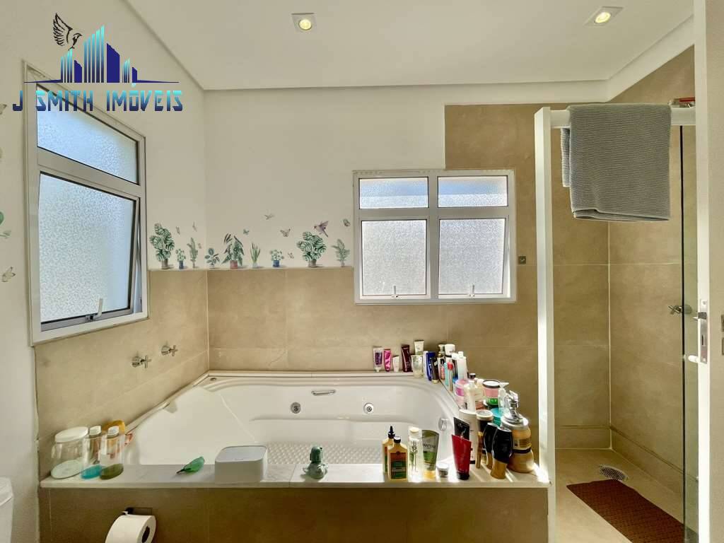 Casa, 4 quartos, 268 m² - Foto 28