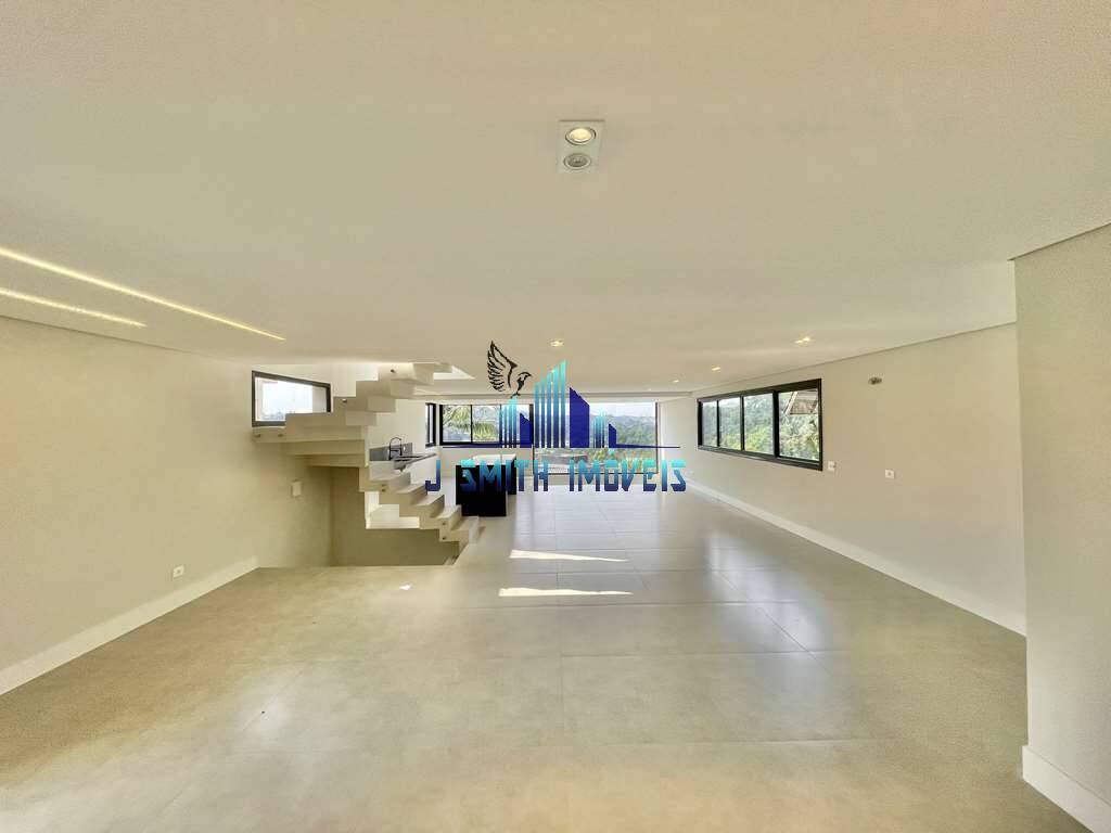 Casa à venda e aluguel com 4 quartos, 484m² - Foto 8
