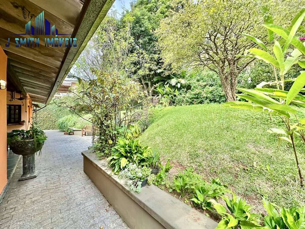 Casa, 4 quartos, 218 m² - Foto 32