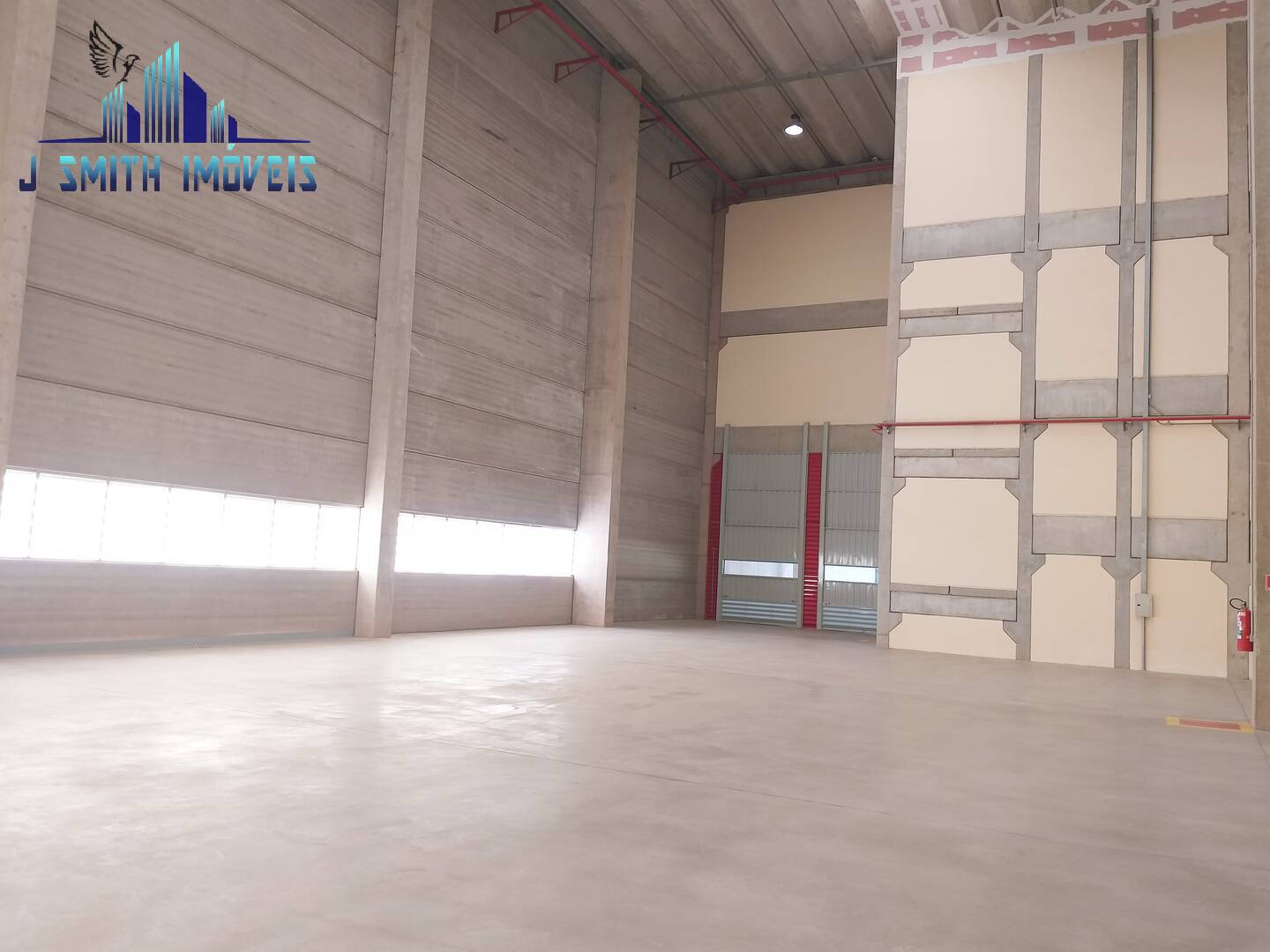 Depósito-Galpão-Armazém para alugar, 1115m² - Foto 1
