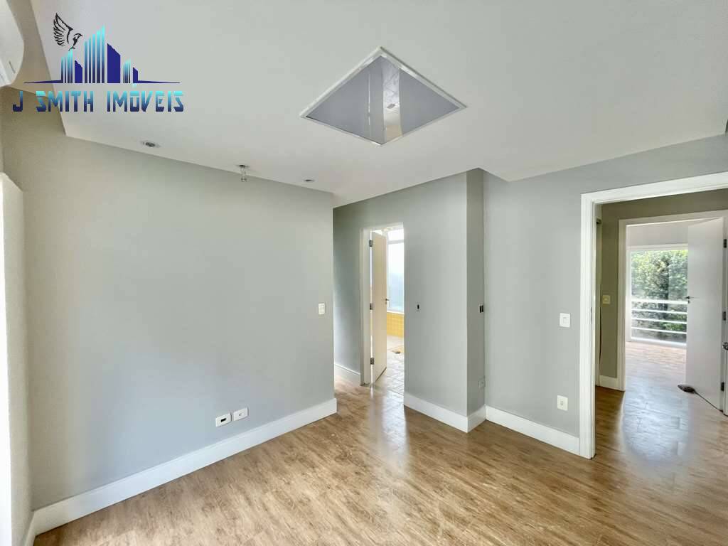 Casa à venda com 4 quartos, 408m² - Foto 18