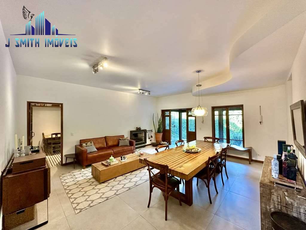 Casa à venda com 3 quartos, 355m² - Foto 7