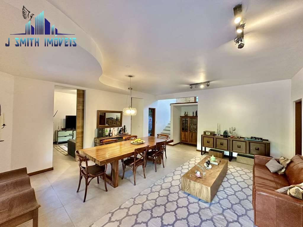 Casa à venda com 3 quartos, 355m² - Foto 8