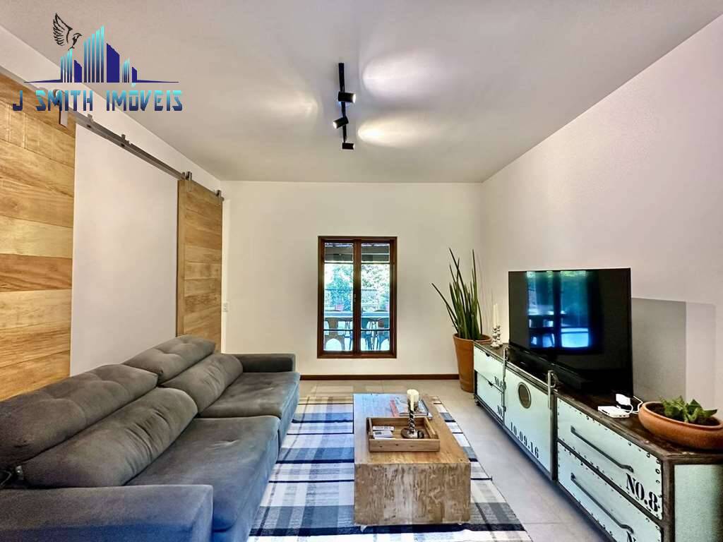 Casa à venda com 3 quartos, 355m² - Foto 9