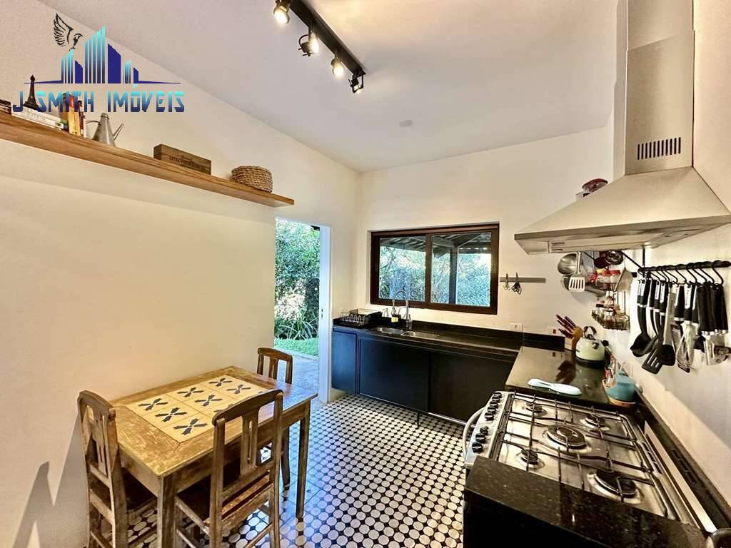 Casa à venda com 3 quartos, 355m² - Foto 16