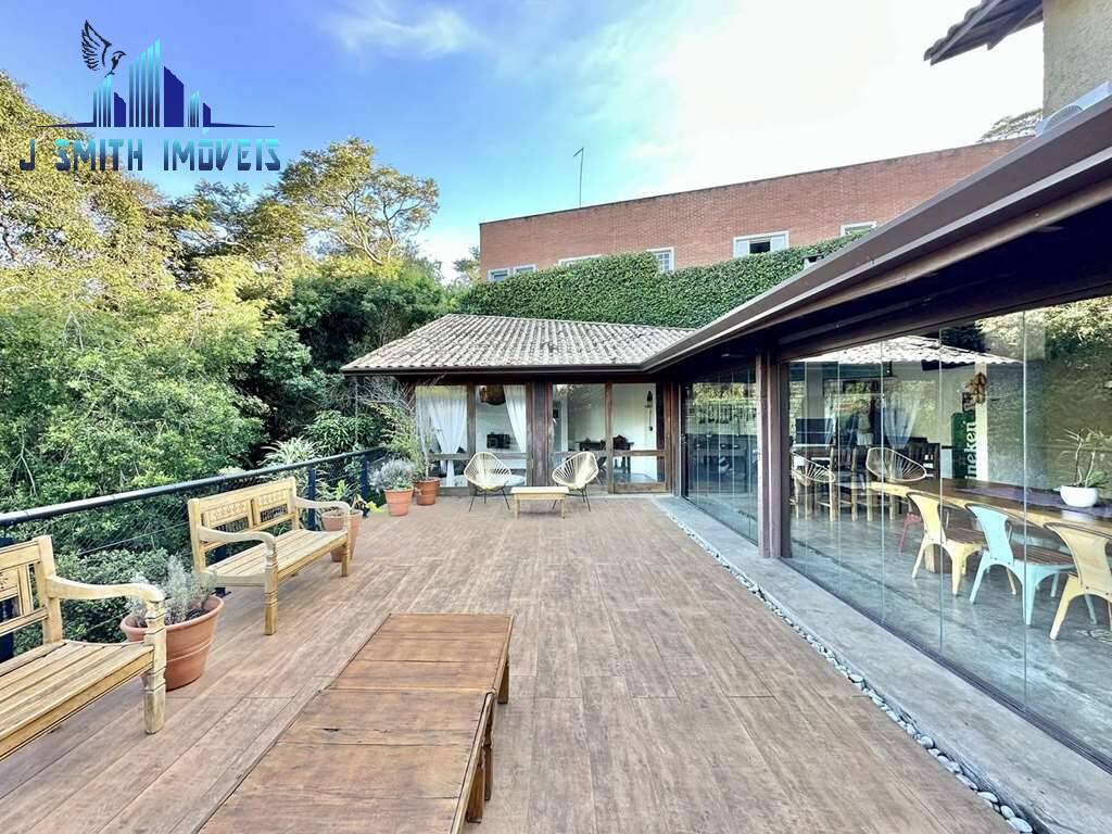 Casa à venda com 3 quartos, 355m² - Foto 32
