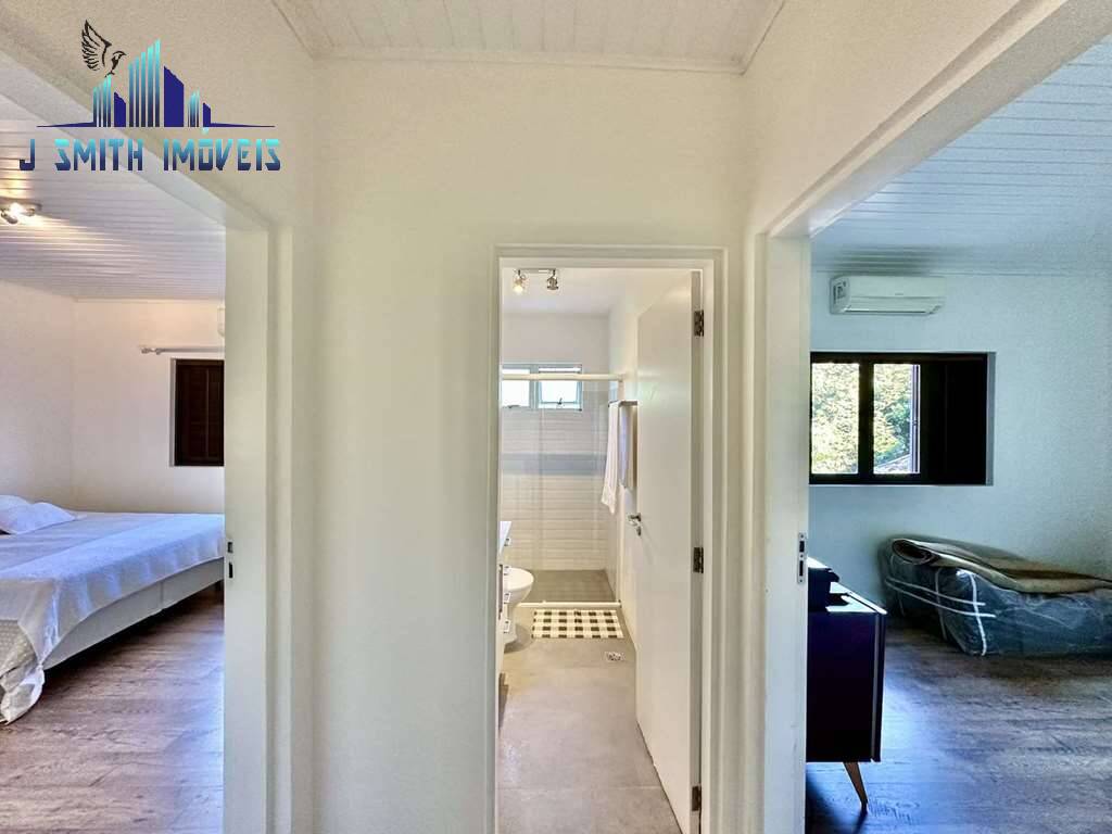 Casa à venda com 3 quartos, 355m² - Foto 47