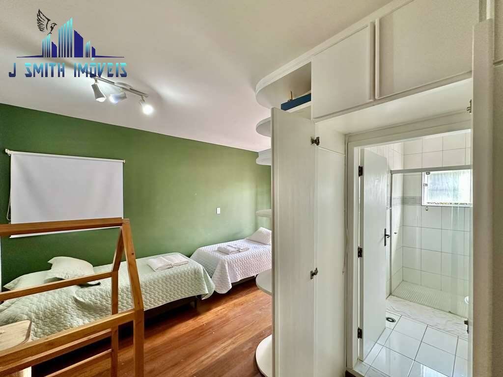 Casa à venda e aluguel com 5 quartos, 650m² - Foto 27