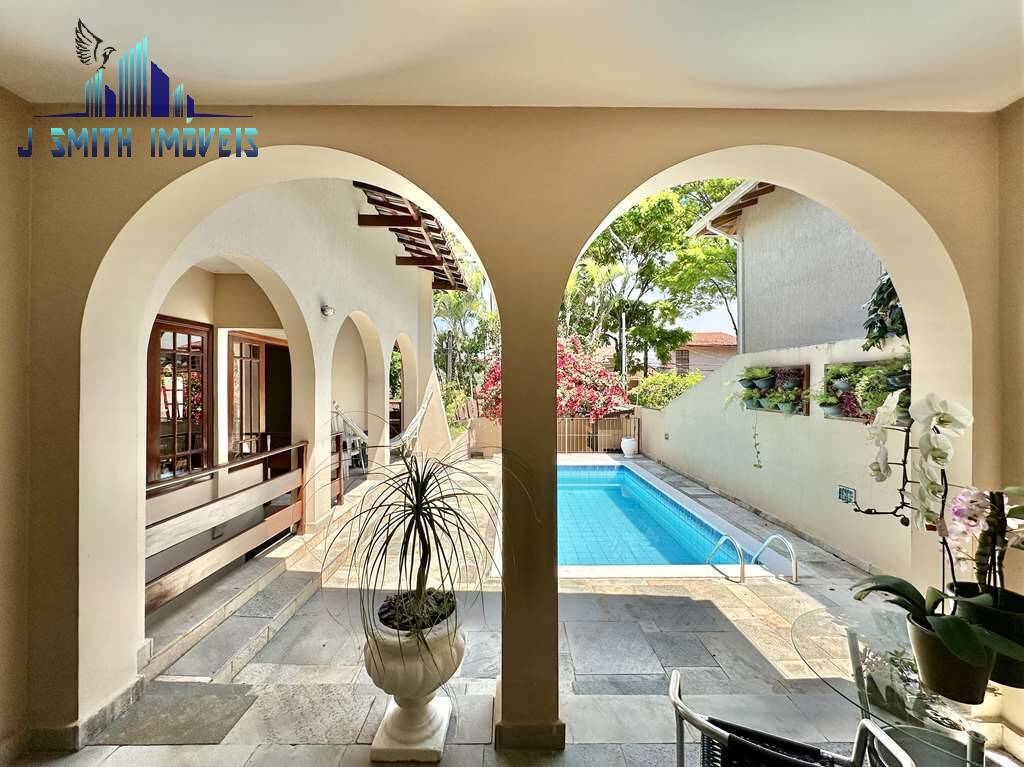 Casa, 4 quartos, 330 m² - Foto 13