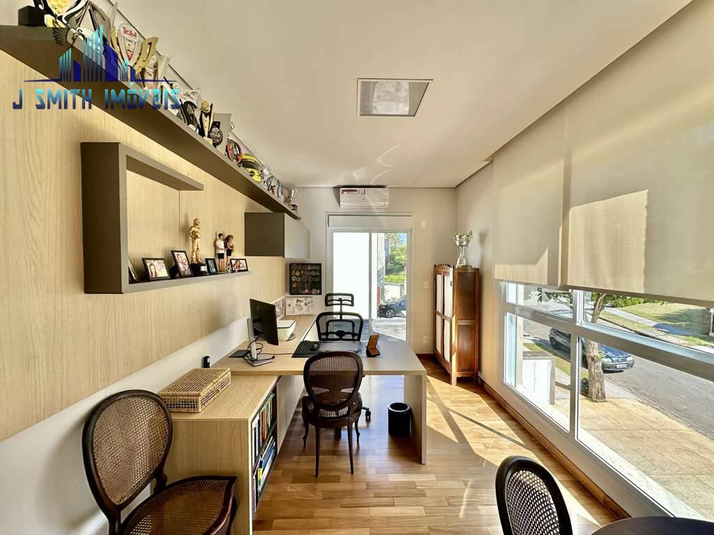 Casa, 3 quartos, 281 m² - Foto 35