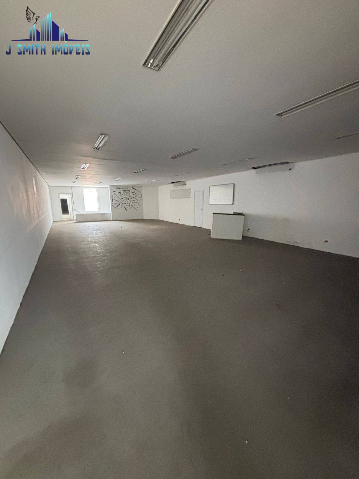 Loja-Salão, 600 m² - Foto 1