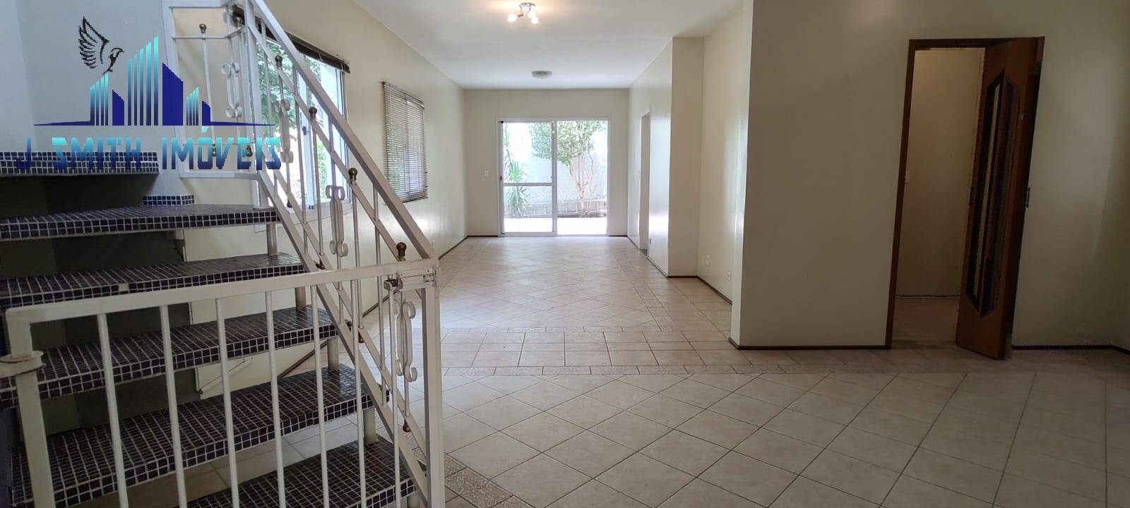 Casa, 3 quartos, 168 m² - Foto 2