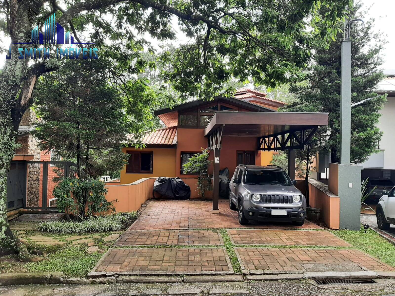 Casa, 3 quartos, 256 m² - Foto 1