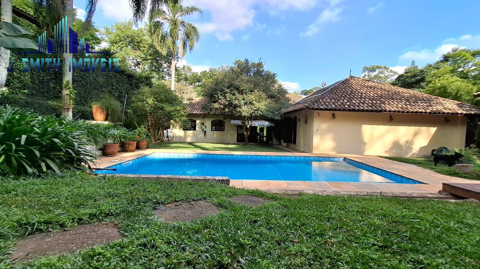 Casa, 5 quartos, 360 m² - Foto 1