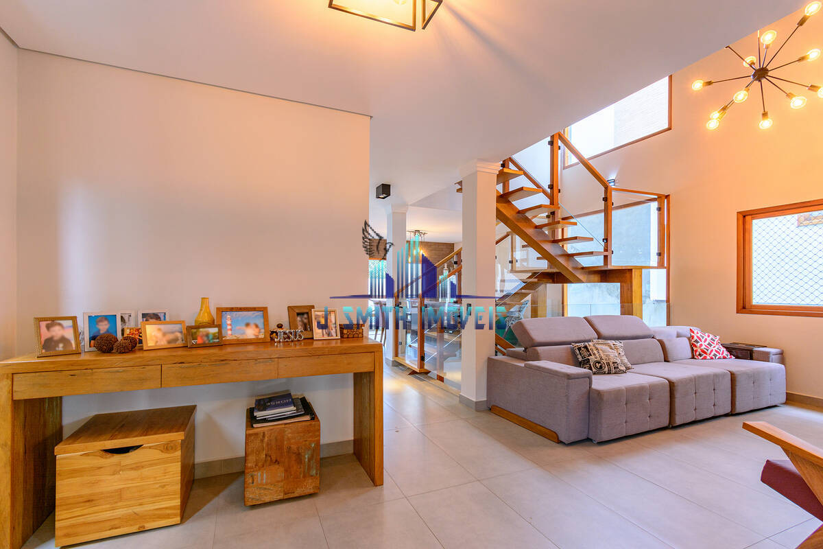 Casa, 4 quartos, 343 m² - Foto 2