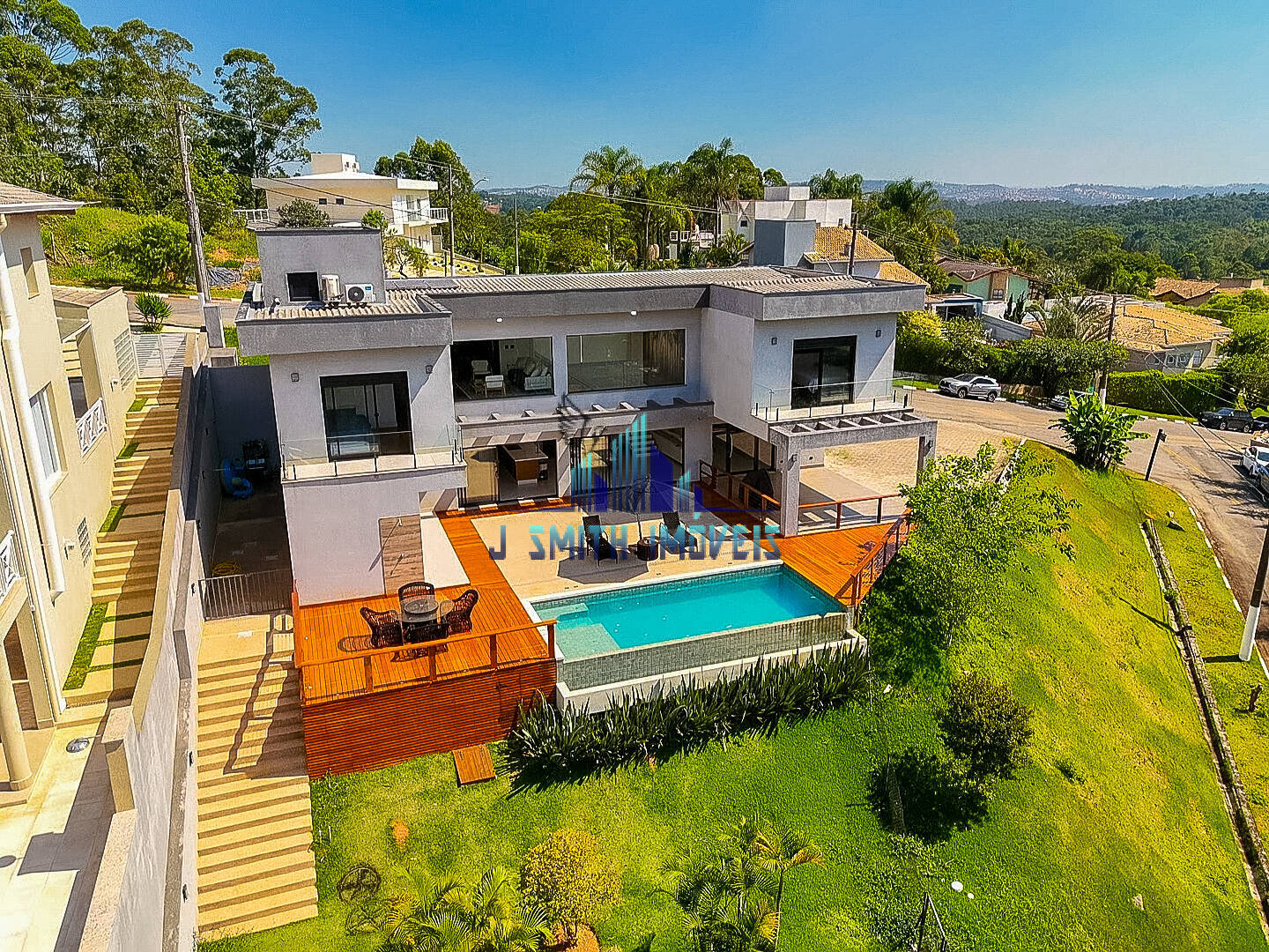 Casa, 4 quartos, 326 m² - Foto 1