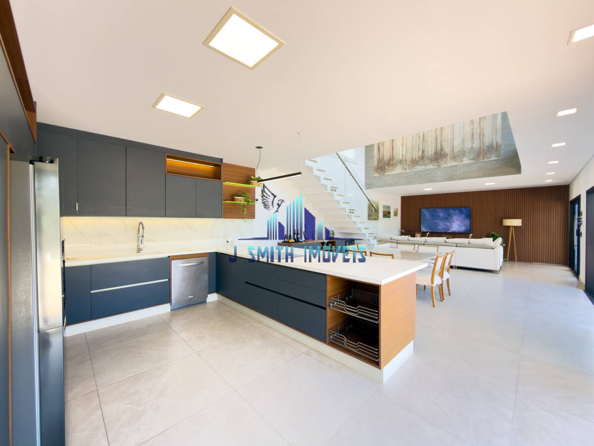Casa, 4 quartos, 326 m² - Foto 2