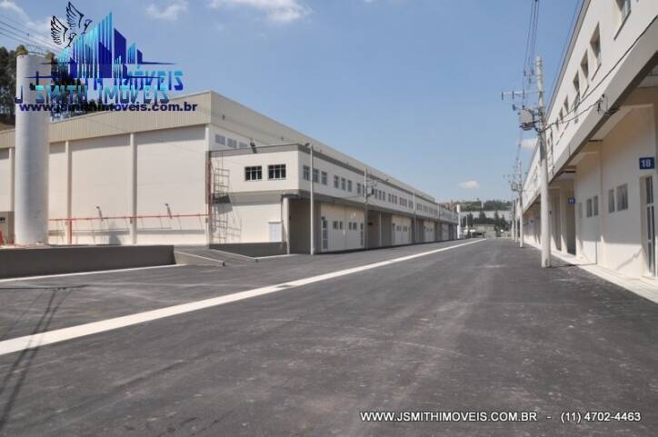 Depósito-Galpão, 2044 m² - Foto 1
