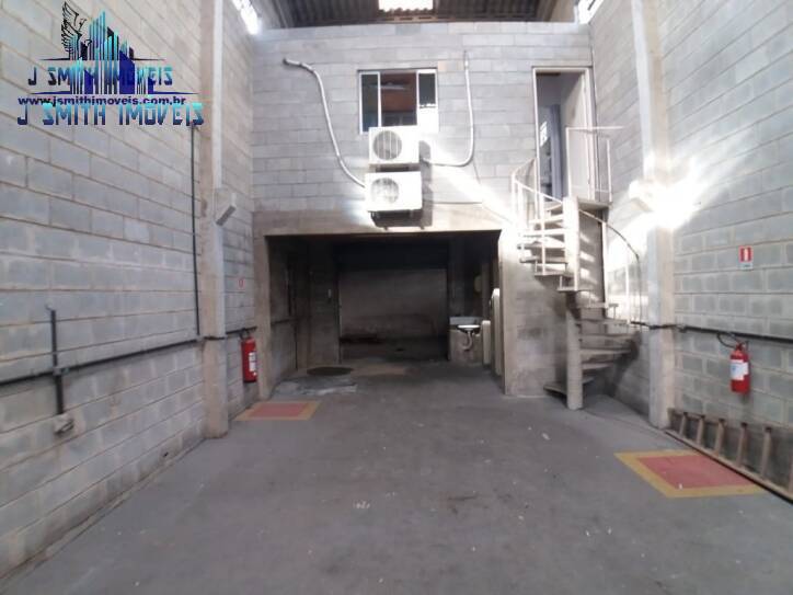Depósito-Galpão-Armazém à venda e aluguel, 623m² - Foto 1