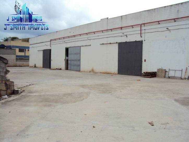 Depósito-Galpão-Armazém para alugar, 650m² - Foto 1